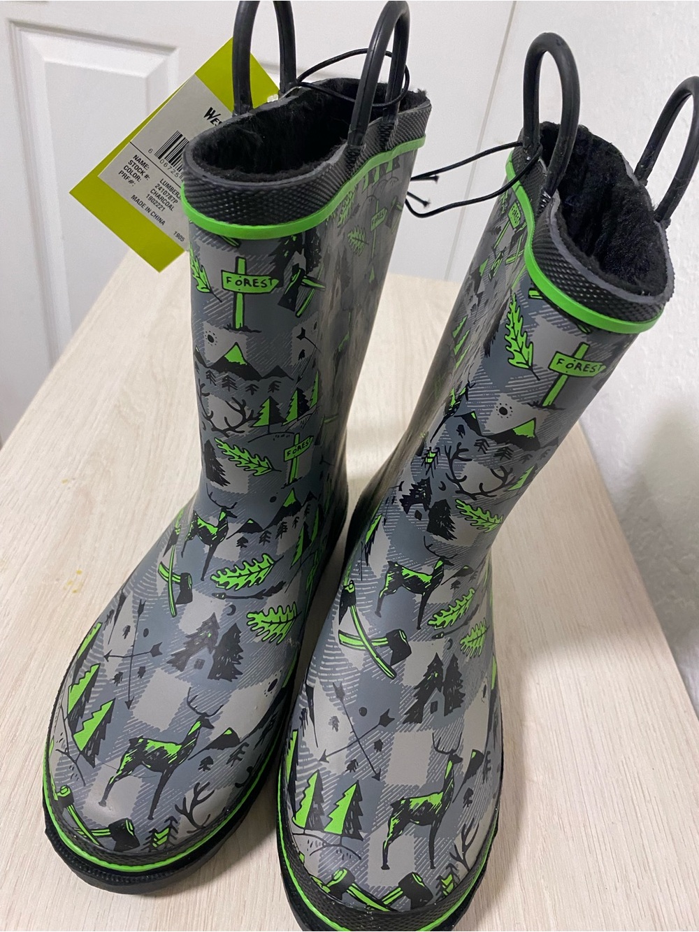 Western Chief Lumberjack Waterproof Rain Boots Kids Size 2 Charcoal Forest Print